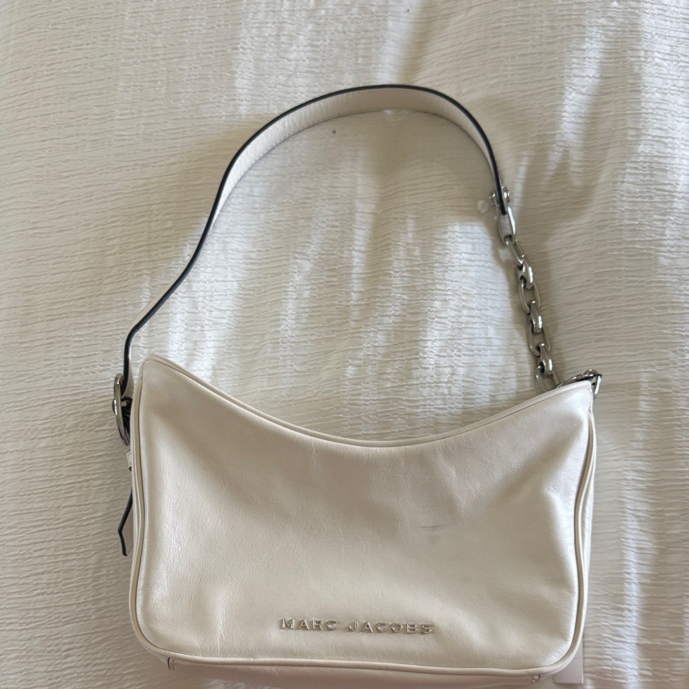 Marc Jacobs Cream Leather Shoulder Bag